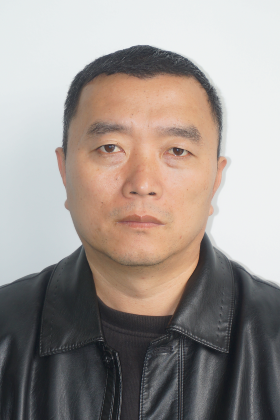 栾泽文